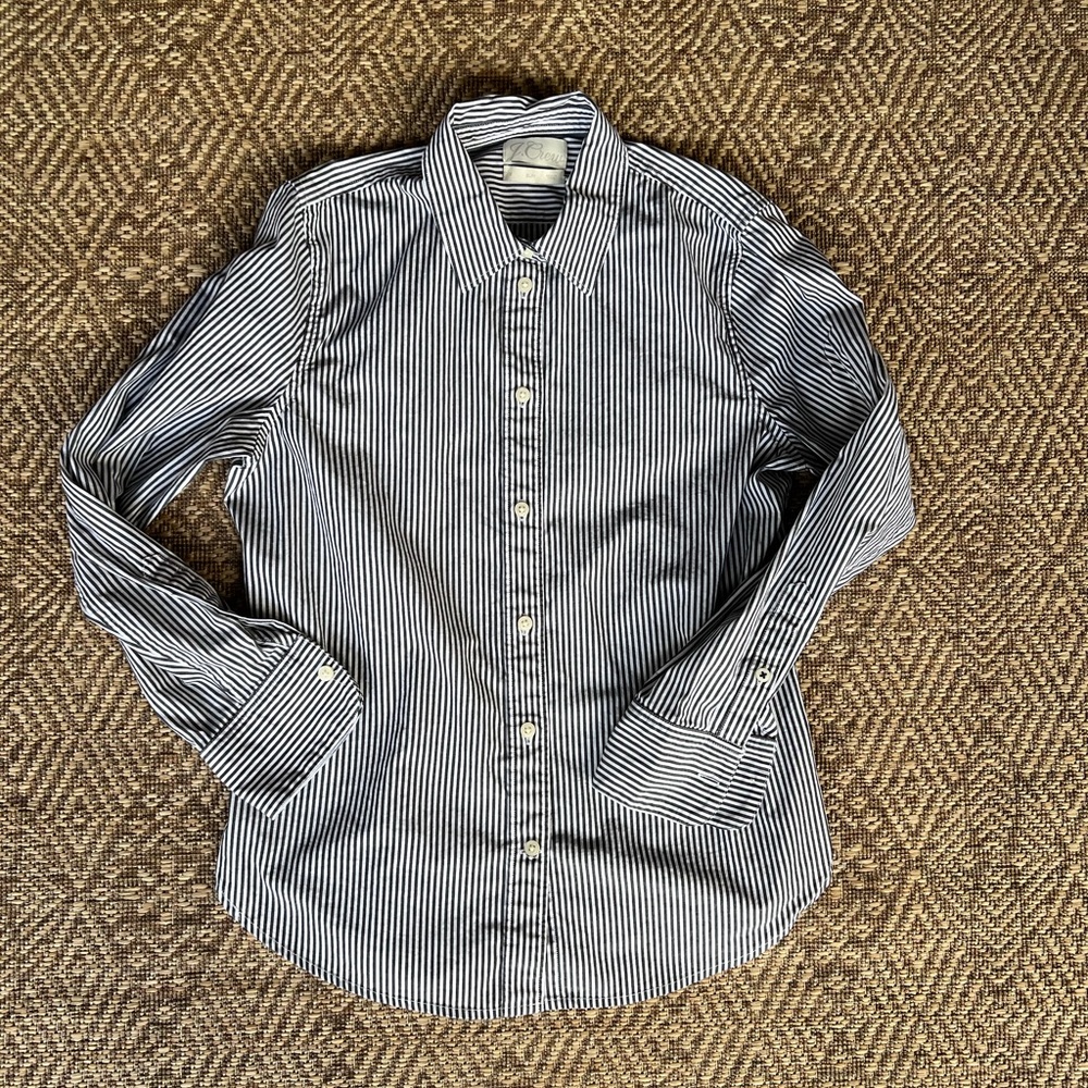 J.Crew Slim‎ Fit Women’s Button Down Black and White Stripe Size Small